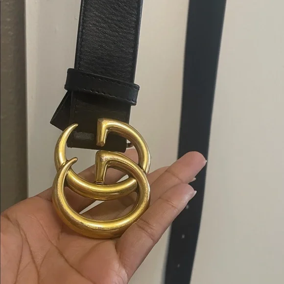 Gucci Black Belt with Gold Buckle - Picture 1 of 4
